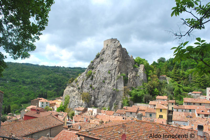 ROCCALBEGNA: SASSO 4